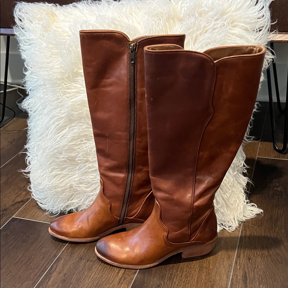 Frye Carson Piping Classic Tall Leather Riding Boots - Brown